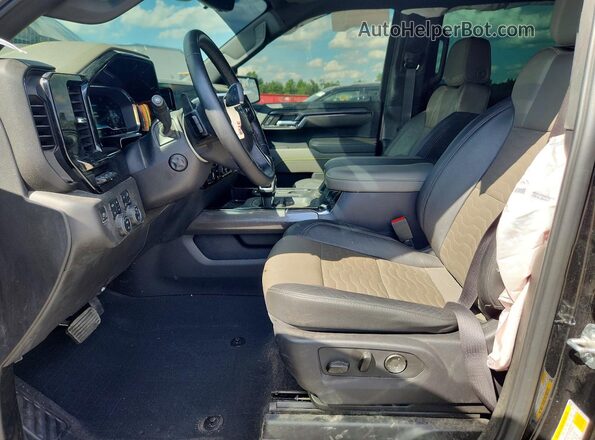 3GCUDHEL4RG204087 2024 CHEVROLET SILVERADO Черный Вид салона спереди