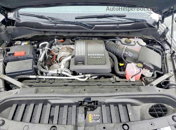 3GCUKCE85TG173525 2026 CHEVROLET SILVERADO Black Սալոնի հետևի տեսք