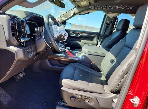 3GCUKFED6TG223542 2026 CHEVROLET SILVERADO Maroon Вид салону спереду