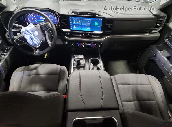 3GCUKFEDXSG264206 2025 CHEVROLET SILVERADO Silver Առջևի վահանակի տեսք