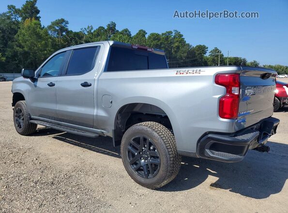 3GCUKFEL7TG372971 2026 CHEVROLET SILVERADO Silver Rear left