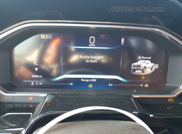 3GCUKFEL7TG372971 2026 CHEVROLET SILVERADO Silver Instrument cluster view