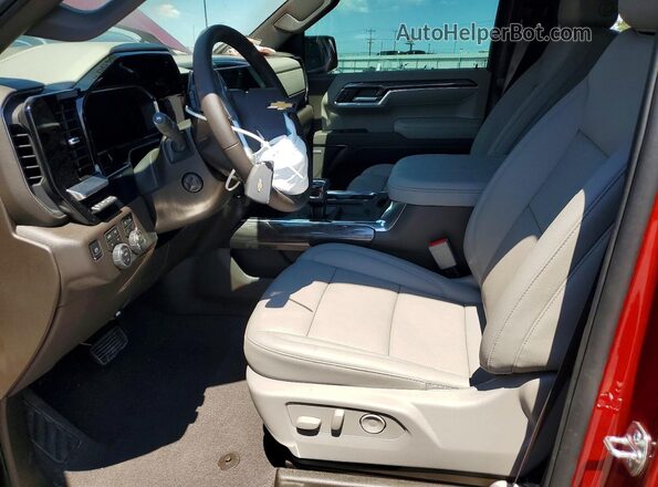 3GCUKGED5TG290106 2026 CHEVROLET SILVERADO Red წინა სალონის ხედი