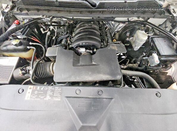 3GCUKNEC2JG172068 2018 CHEVROLET SILVERADO White Rear interior view