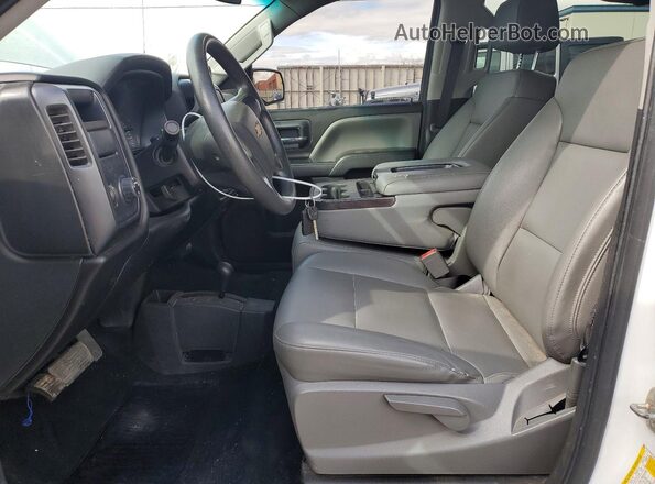 3GCUKNECXJG540495 2018 CHEVROLET SILVERADO Белый Вид салона спереди