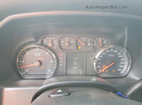 3GCUKNECXJG540495 2018 CHEVROLET SILVERADO Белый Вид щитка приборов