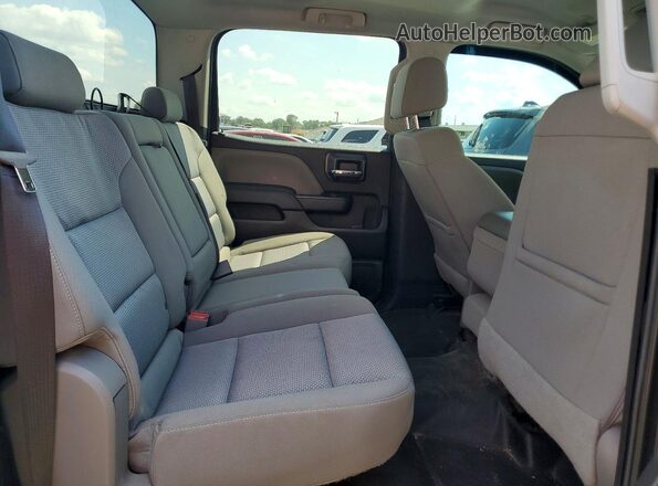 3GCUKPEC1JG600319 2018 CHEVROLET SILVERADO Серебряный Вид задних сидений
