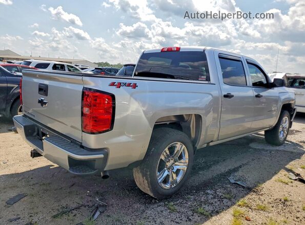 3GCUKPEC1JG600319 2018 CHEVROLET SILVERADO Серебряный Задняя правая четверть