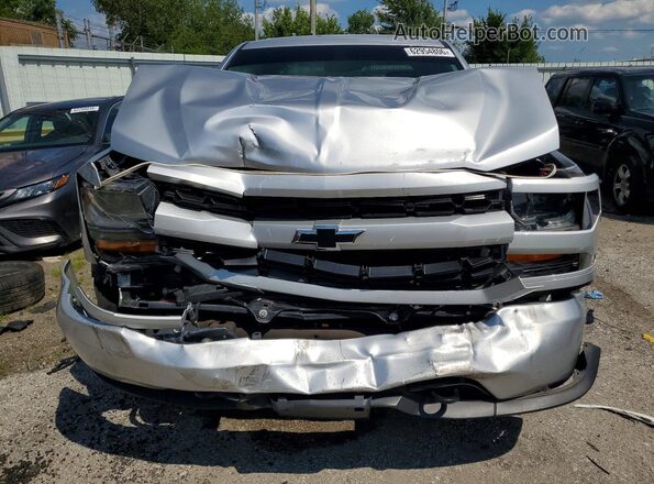 3GCUKPEC1JG600319 2018 CHEVROLET SILVERADO Серебряный Вид спереди