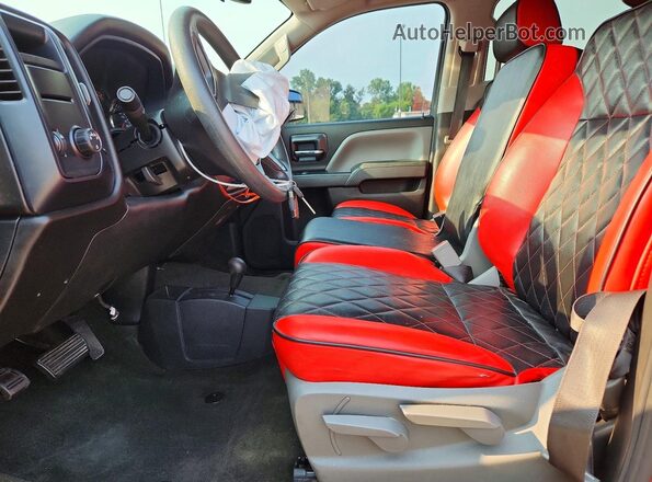 3GCUKPEC8JG251286 2018 CHEVROLET SILVERADO Red წინა სალონის ხედი