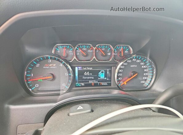 3GCUKREC1JG191539 2018 CHEVROLET SILVERADO Красный Вид щитка приборов