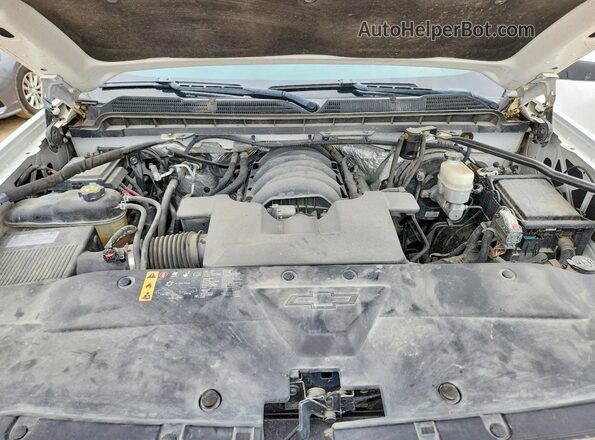 3GCUKREC2HG224476 2017 CHEVROLET SILVERADO White Vista interior trasera