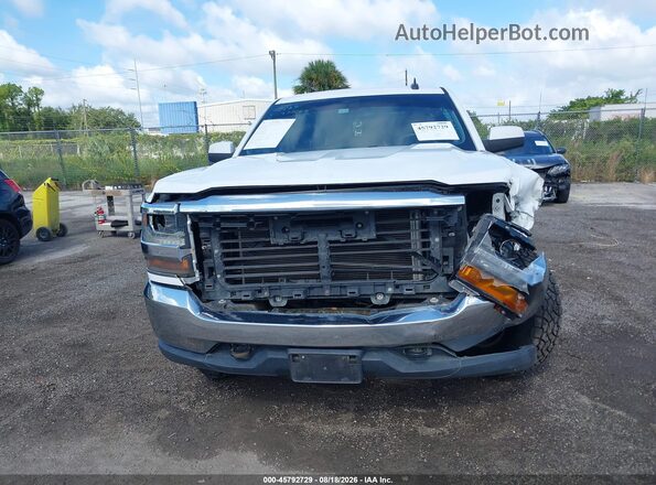 3GCUKREC6HG405550 2017 CHEVROLET SILVERADO White Widok zestawu wskaźników