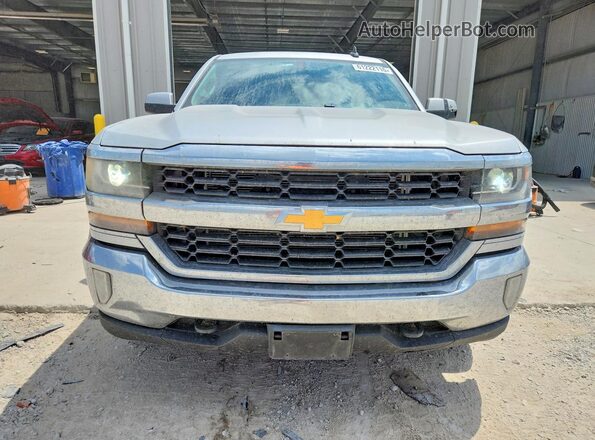 3GCUKREC9GG215739 2016 CHEVROLET SILVERADO Silver Widok z przodu