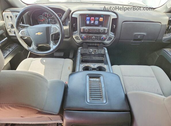 3GCUKREC9GG215739 2016 CHEVROLET SILVERADO Silver Widok deski rozdzielczej