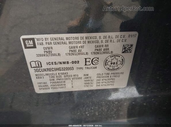 3GCUKREC9HG320993 2017 CHEVROLET SILVERADO Black Vista del compartimento del motor