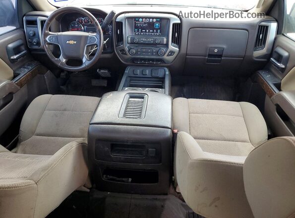 3GCUKRECXJG145403 2018 CHEVROLET SILVERADO Красный Вид панели приборов