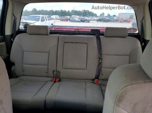 3GCUKRECXJG145403 2018 CHEVROLET SILVERADO Красный Вид задних сидений