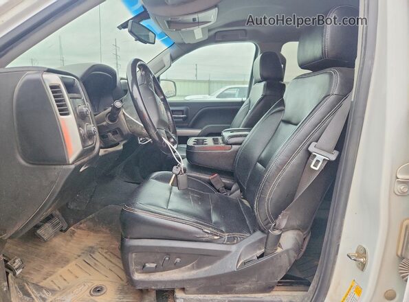 3GCUKRECXJG486865 2018 CHEVROLET SILVERADO White Вид салону спереду