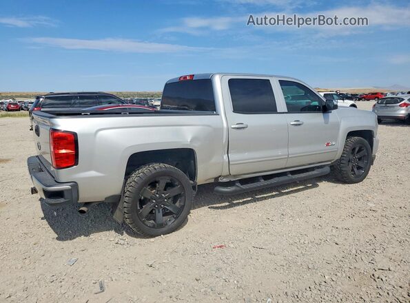 3GCUKREH5HG402151 2017 CHEVROLET SILVERADO Серебряный Задняя правая четверть