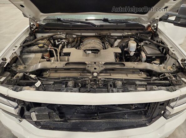 3GCUKSEC3JG365876 2018 CHEVROLET SILVERADO White Սալոնի հետևի տեսք