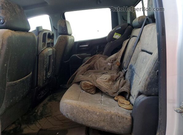 3GCUYDED5KG135227 2019 CHEVROLET SILVERADO Silver Widok tylnych siedzeń