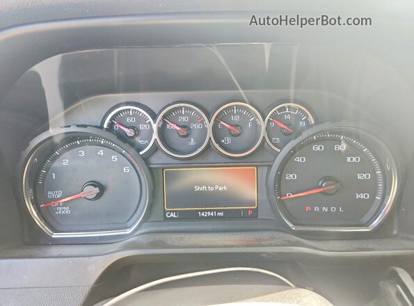 3GCUYDET4LG290943 2020 CHEVROLET SILVERADO Silver Widok zestawu wskaźników