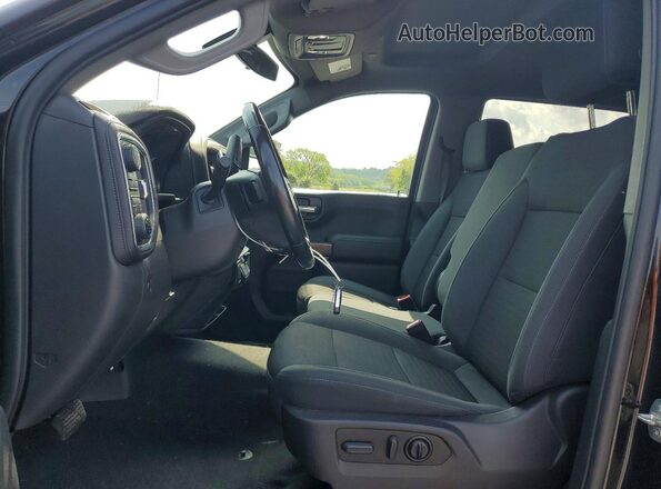 3GCUYEEDXNG173546 2022 CHEVROLET SILVERADO Black Widok wnętrza z przodu