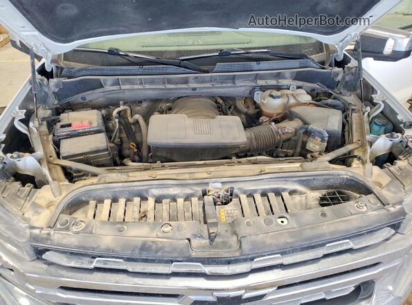 3GCUYGED0KG118983 2019 CHEVROLET SILVERADO White Widok wnętrza z tyłu