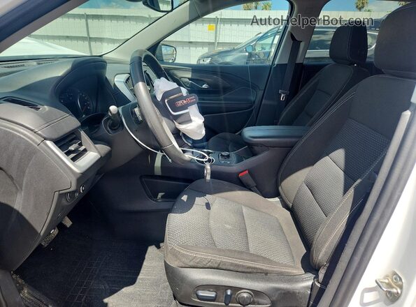 3GKALMEG0RL206139 2024 GMC TERRAIN White Սալոնի դիմացի տեսք