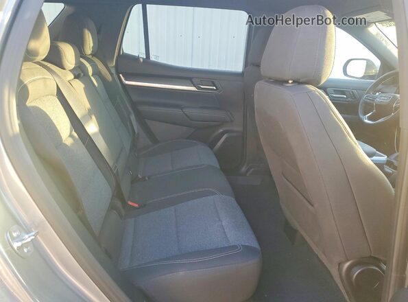 3GKALMEG0TL268776 2026 GMC TERRAIN Silver Вид задньої частини салону
