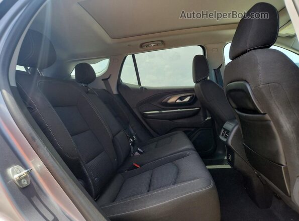 3GKALMEG6PL272062 2023 GMC TERRAIN Silver Սալոնի հետևի տեսք