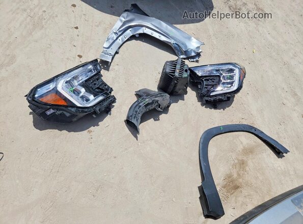 3GKALMEG6PL272062 2023 GMC TERRAIN Silver VIN կոդի պիտակի տեսք