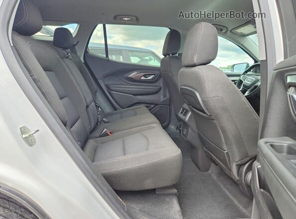 3GKALMEG6RL323370 2024 GMC TERRAIN White Vista interior trasera