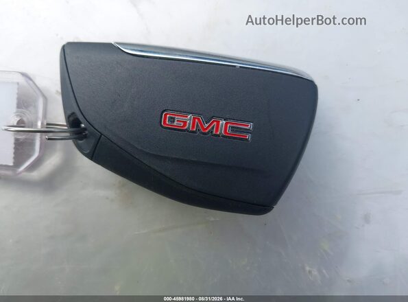 3GKALMEG7TL424893 2026 GMC TERRAIN Silver Widok deski rozdzielczej