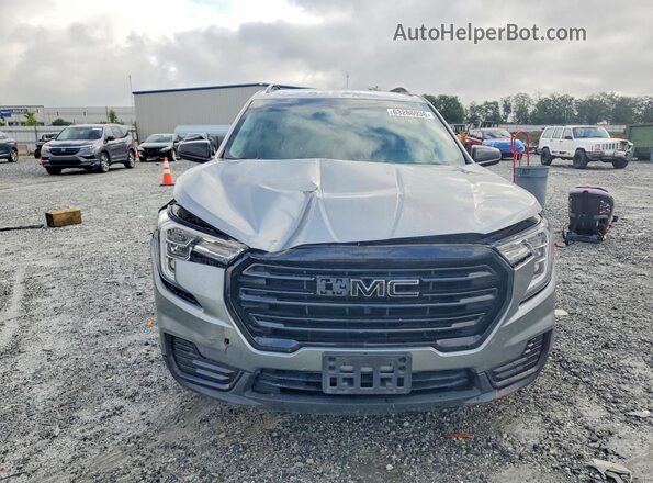 3GKALMEGXPL171851 2023 GMC TERRAIN Silver Вид спереду