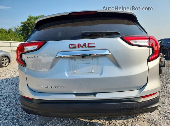 3GKALMEV3NL179382 2022 GMC TERRAIN Серебряный Вид сзади