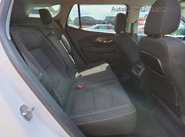3GKALMEV6KL340903 2019 GMC TERRAIN White Widok wnętrza z tyłu