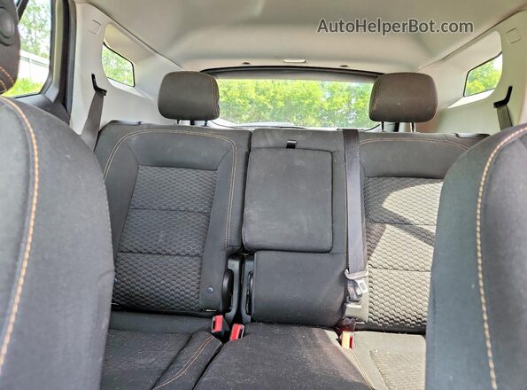 3GKALMEV6KL340903 2019 GMC TERRAIN White Widok tylnych siedzeń