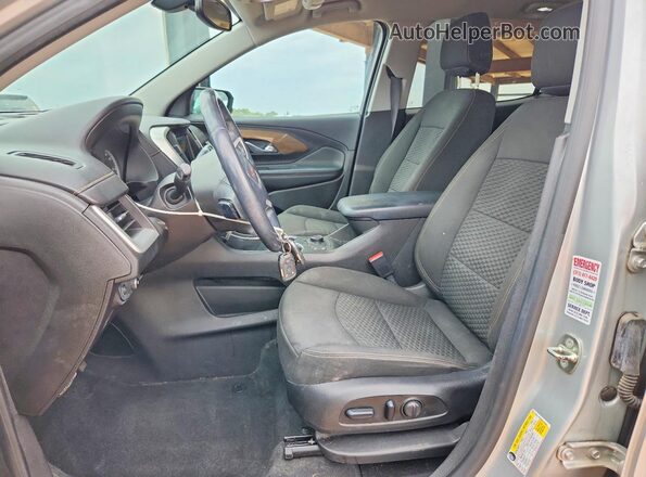 3GKALMEV8JL163334 2018 GMC TERRAIN Silver წინა სალონის ხედი