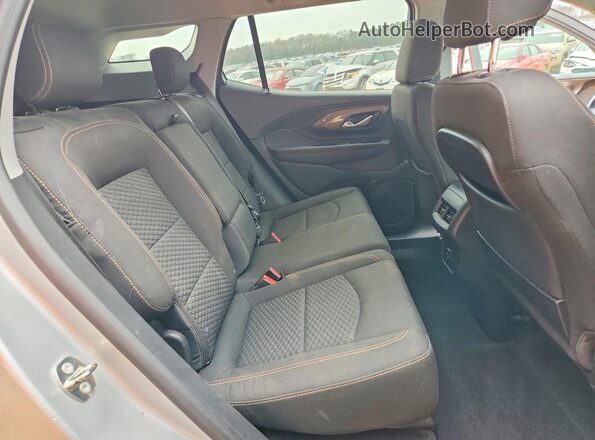 3GKALMEV8JL163334 2018 GMC TERRAIN Silver უკანა სალონის ხედი
