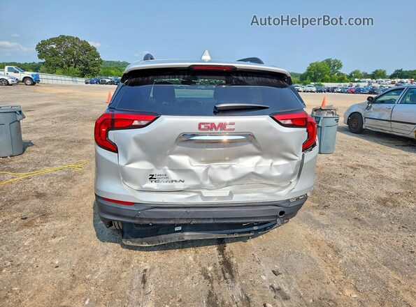 3GKALMEV9JL200150 2018 GMC TERRAIN Silver Vista trasera
