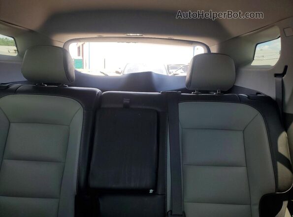 3GKALPEV1NL147192 2022 GMC TERRAIN White უკანა სავარძლების ხედი