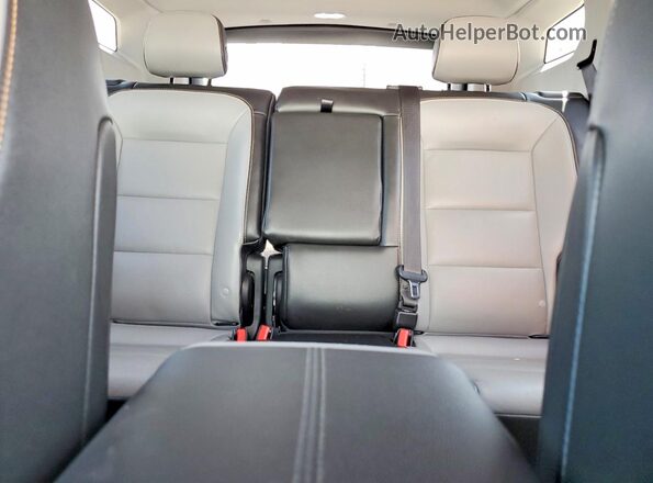 3GKALPEV6KL301231 2019 GMC TERRAIN White Հետևի նստատեղերի տեսք