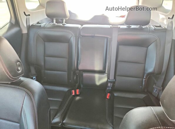 3GKALPEV8NL101648 2022 GMC TERRAIN Maroon Вид задніх сидінь