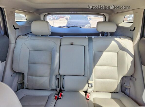 3GKALSEX0KL275293 2019 GMC TERRAIN Black Rear seats view