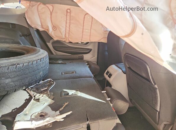 3GKALTEG8PL238215 2023 GMC TERRAIN White Vista interior trasera
