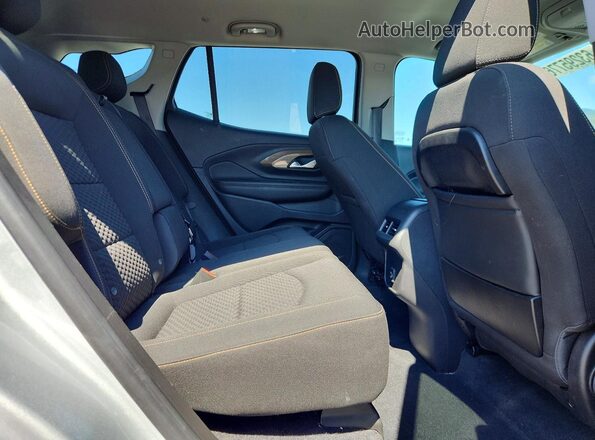 3GKALTEV4ML391152 2021 GMC TERRAIN Silver Rear interior view