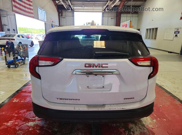 3GKALTEV6NL245224 2022 GMC TERRAIN White Widok z tyłu