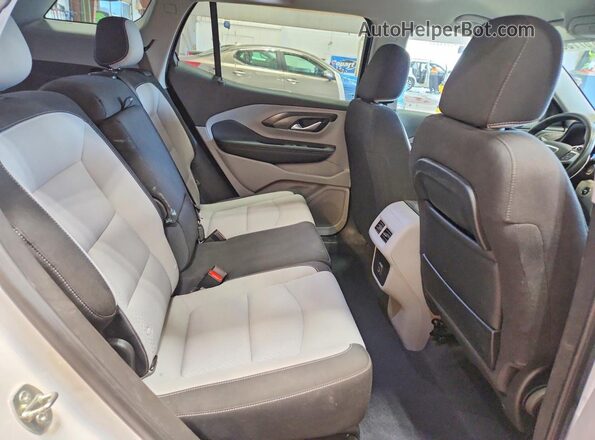 3GKALTEV6NL245224 2022 GMC TERRAIN White Widok wnętrza z tyłu